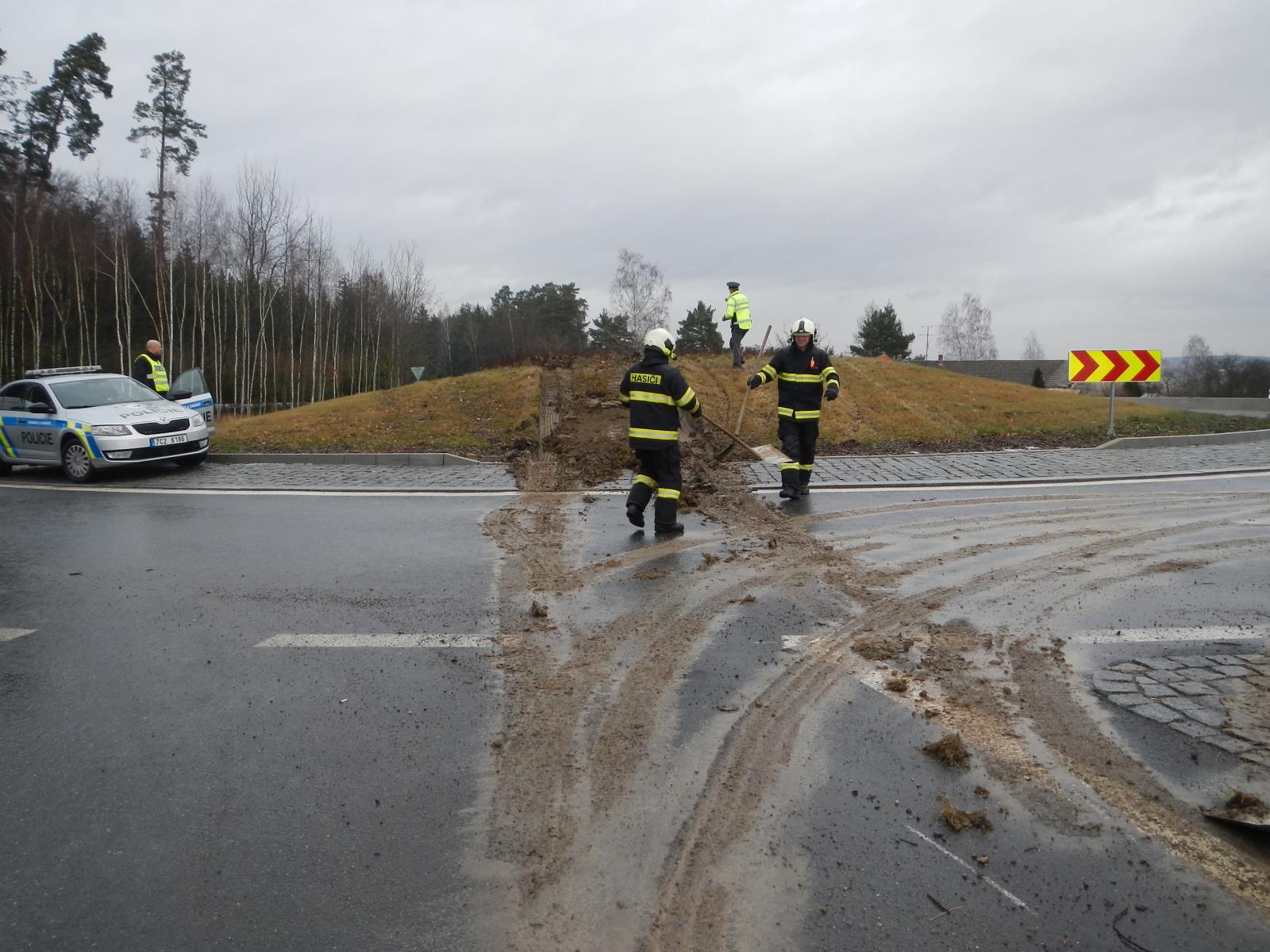 Dopravní nehoda NA, Týn nad Vltavou - 16. 1. 2018 (8).JPG