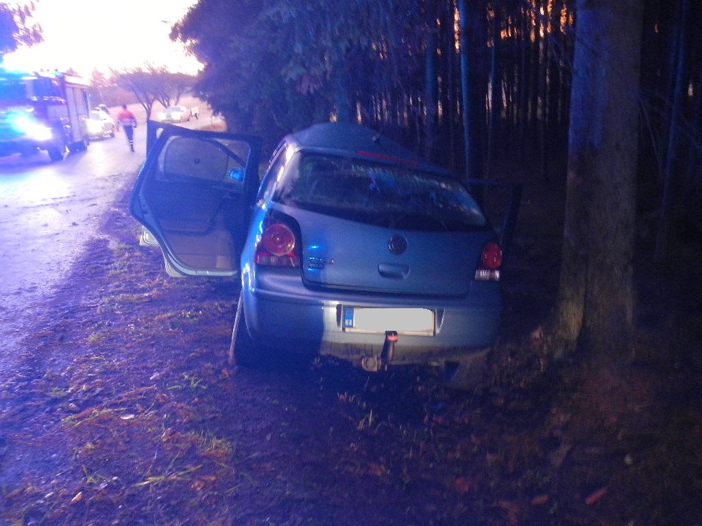 Dopravní nehoda OA, Blažejov - 23. 11. 2017 (5).jpg