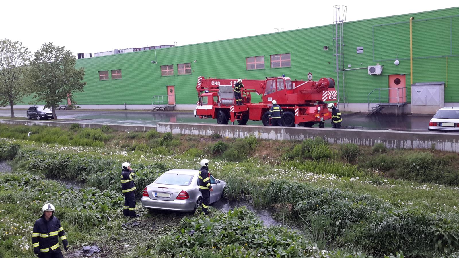 Dopravní nehoda OA, České Budějovice - 4. 5. 2019 (1).jpg