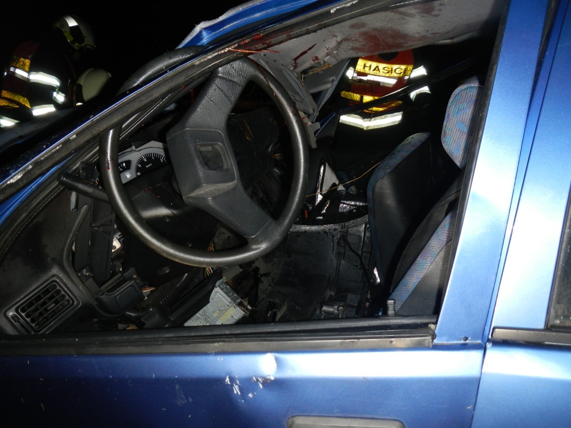 Dopravní nehoda OA, Kostelec nad Vltavou - 2. 1. 2018 (7).JPG