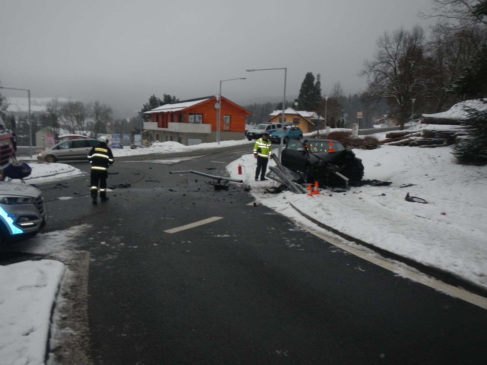 Dopravní nehoda OA, Lipno nad Vltavou - 10. 2. 2018 (1).JPG