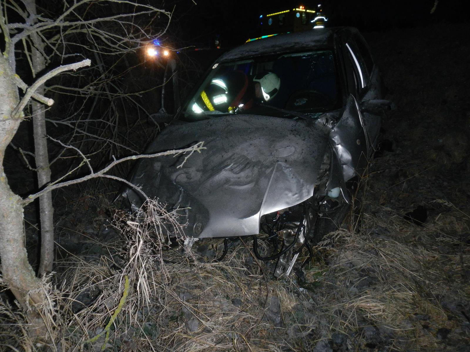 Dopravní nehoda OA, Podolí - 3. 12. 2016 (2).JPG