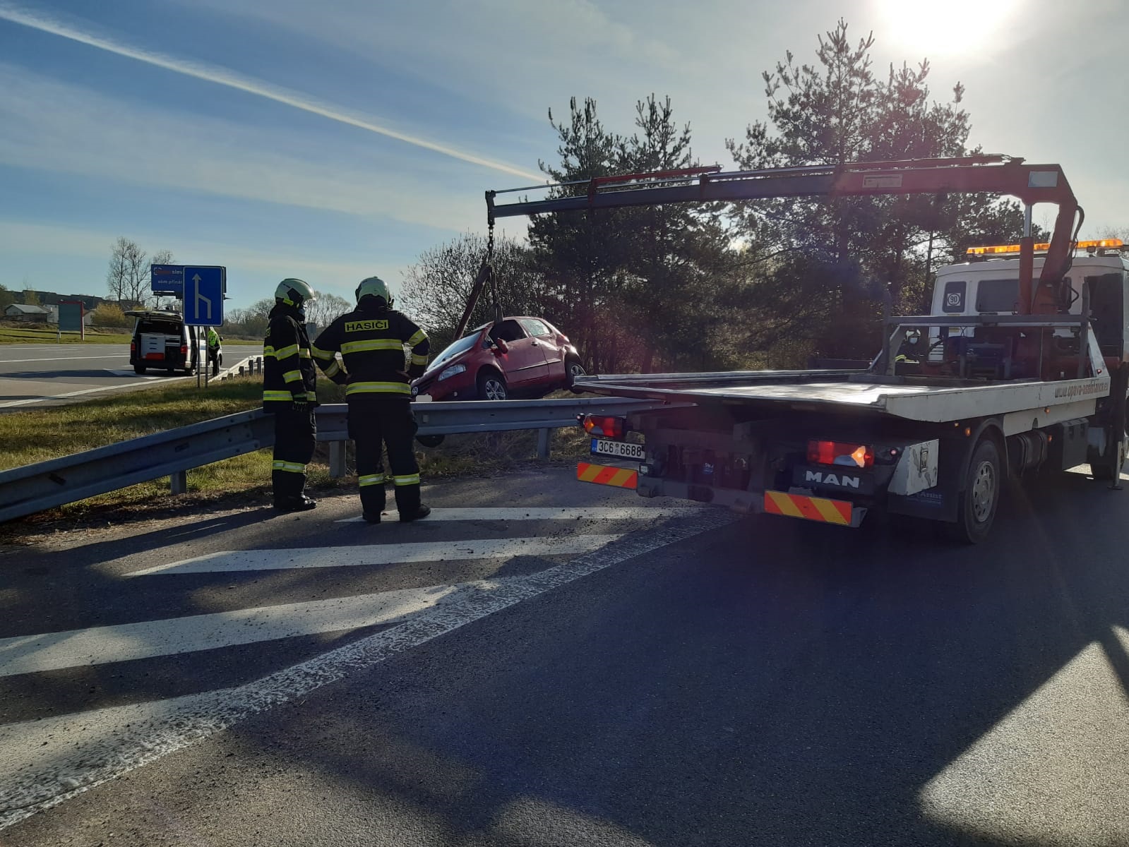 Dopravní nehoda OA, Tábor - 16. 4. 2020 (4).jpg