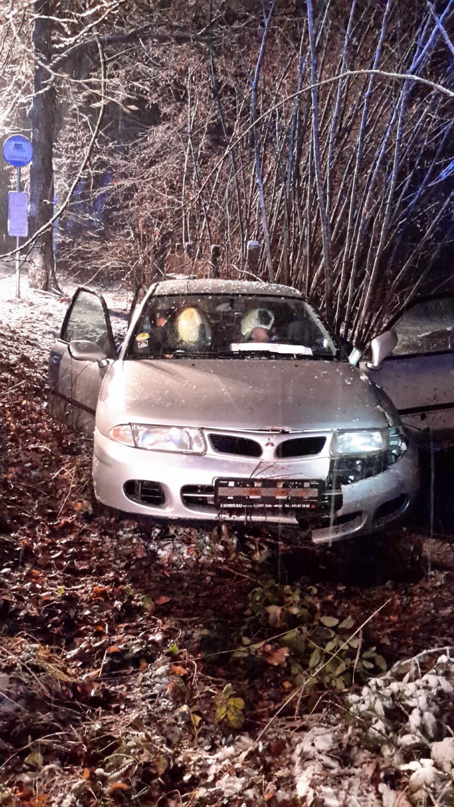 Dopravní nehoda OA, Zborov - 28. 12. 2017 (3).jpg