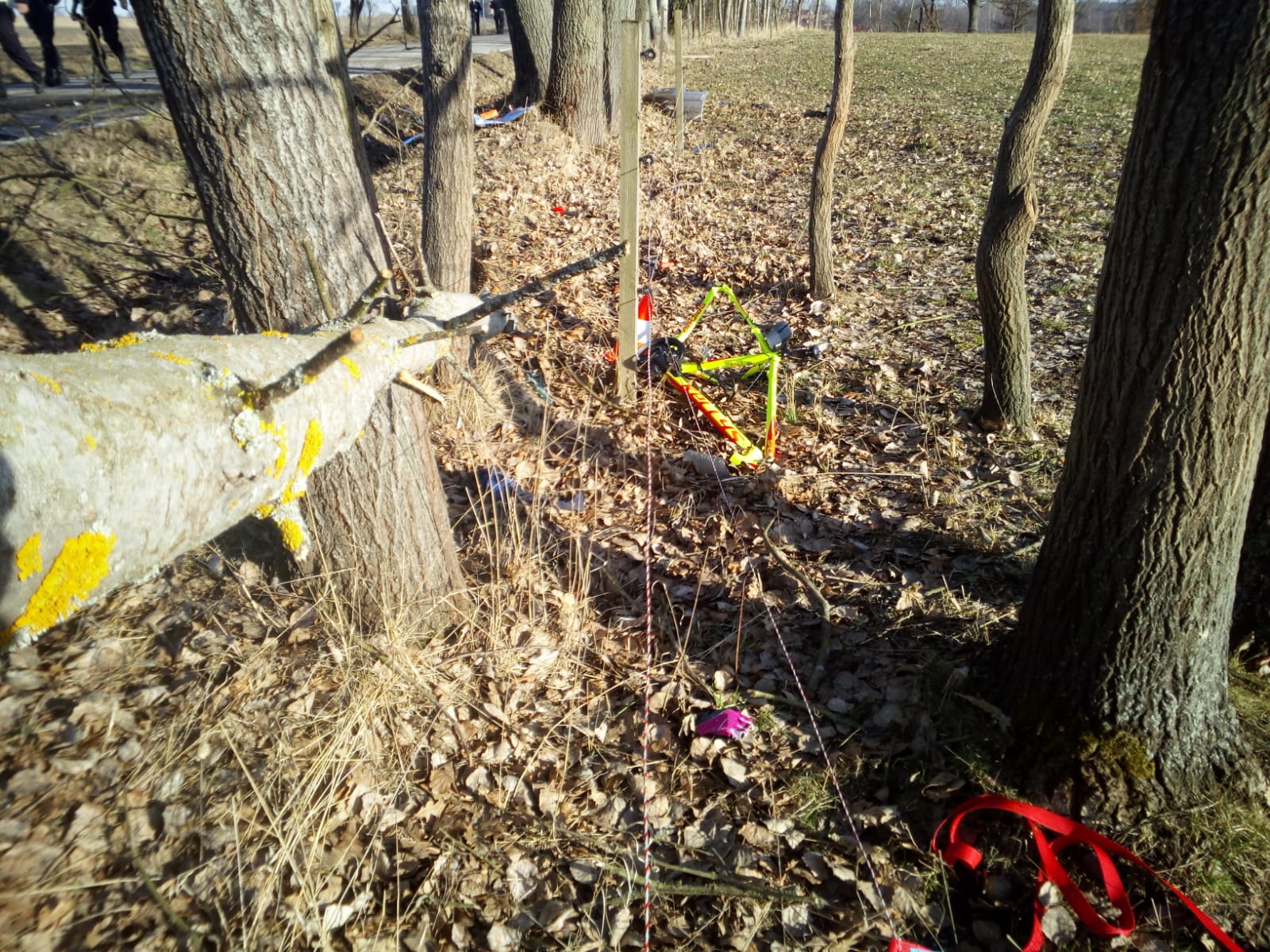 Dopravní nehoda OA a 2 cyklistů, Zaliny - 20. 2. 2021 (2).jpg