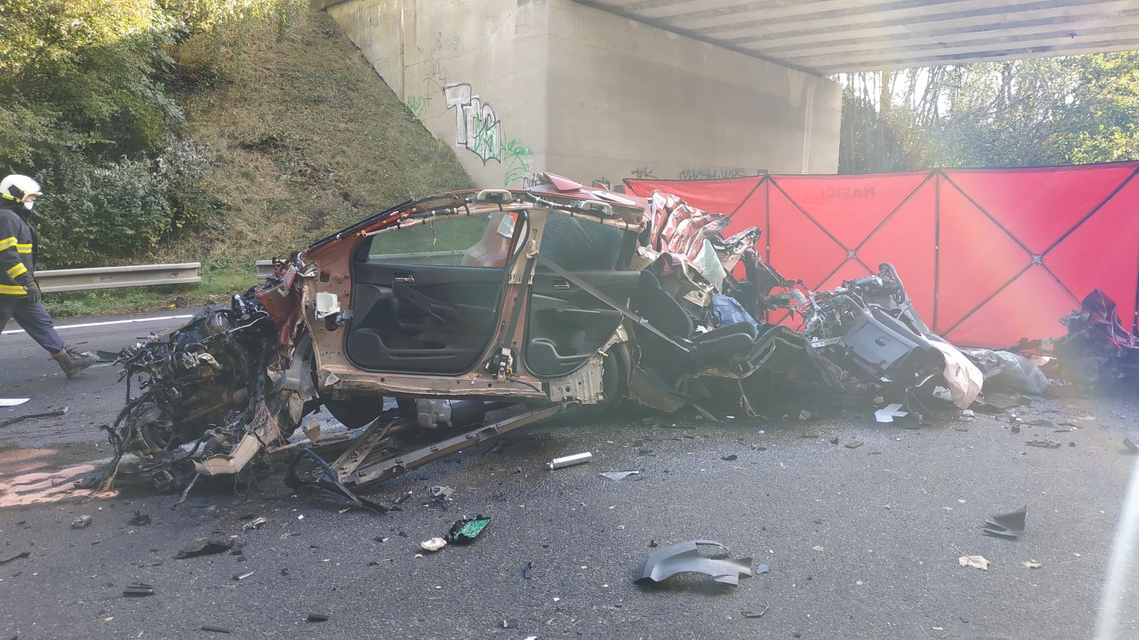 Dopravní nehoda OA a NA, Mirotice - 5. 10. 2020 (4).jpg