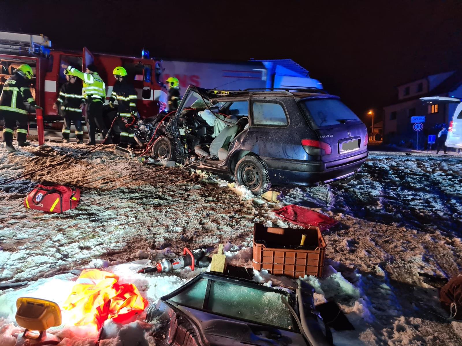 Dopravní nehoda OA a dodávky, Krasejovka - 10. 12. 2021 (3).jpg