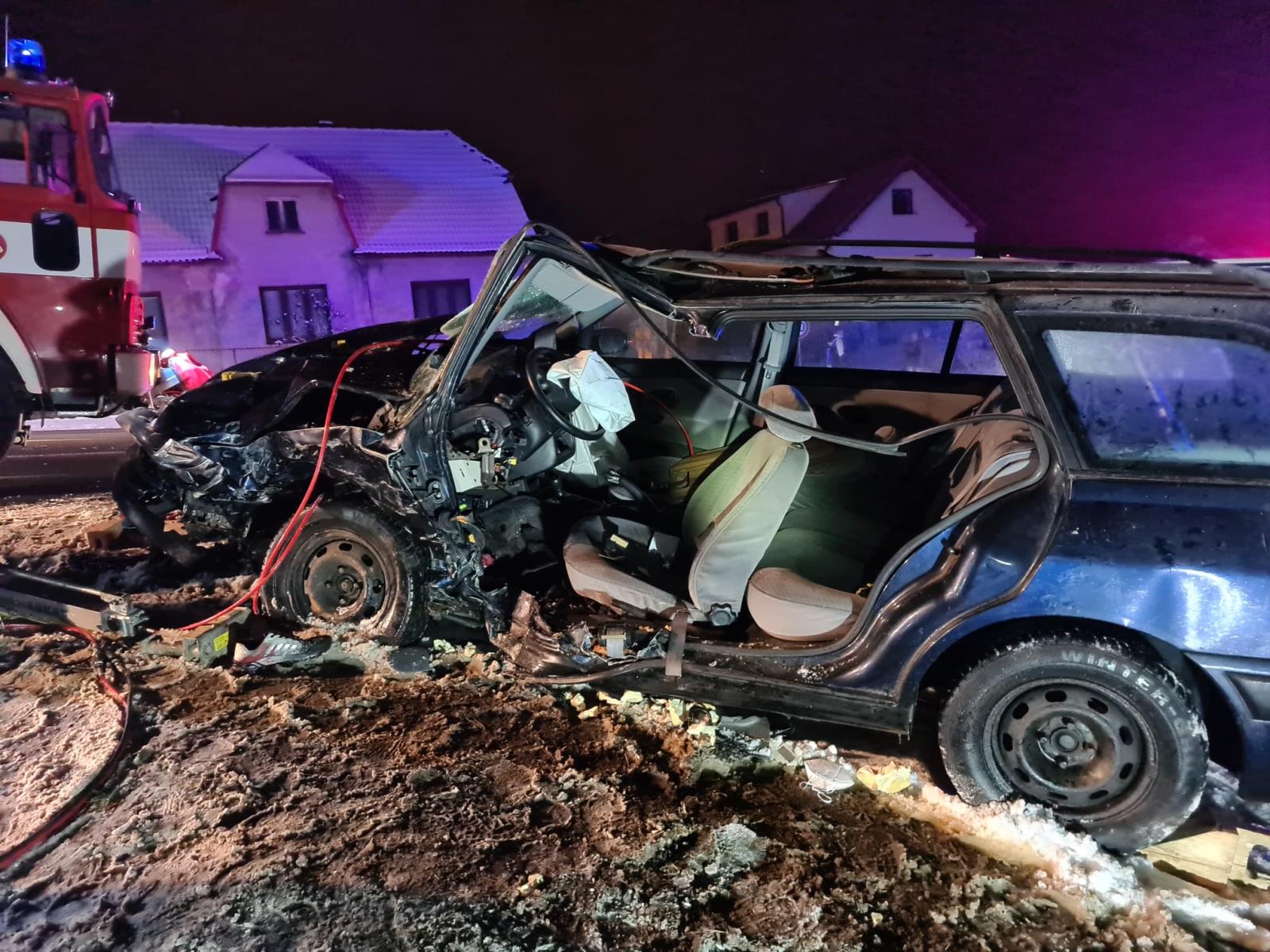 Dopravní nehoda OA a dodávky, Krasejovka - 10. 12. 2021 (4).jpg