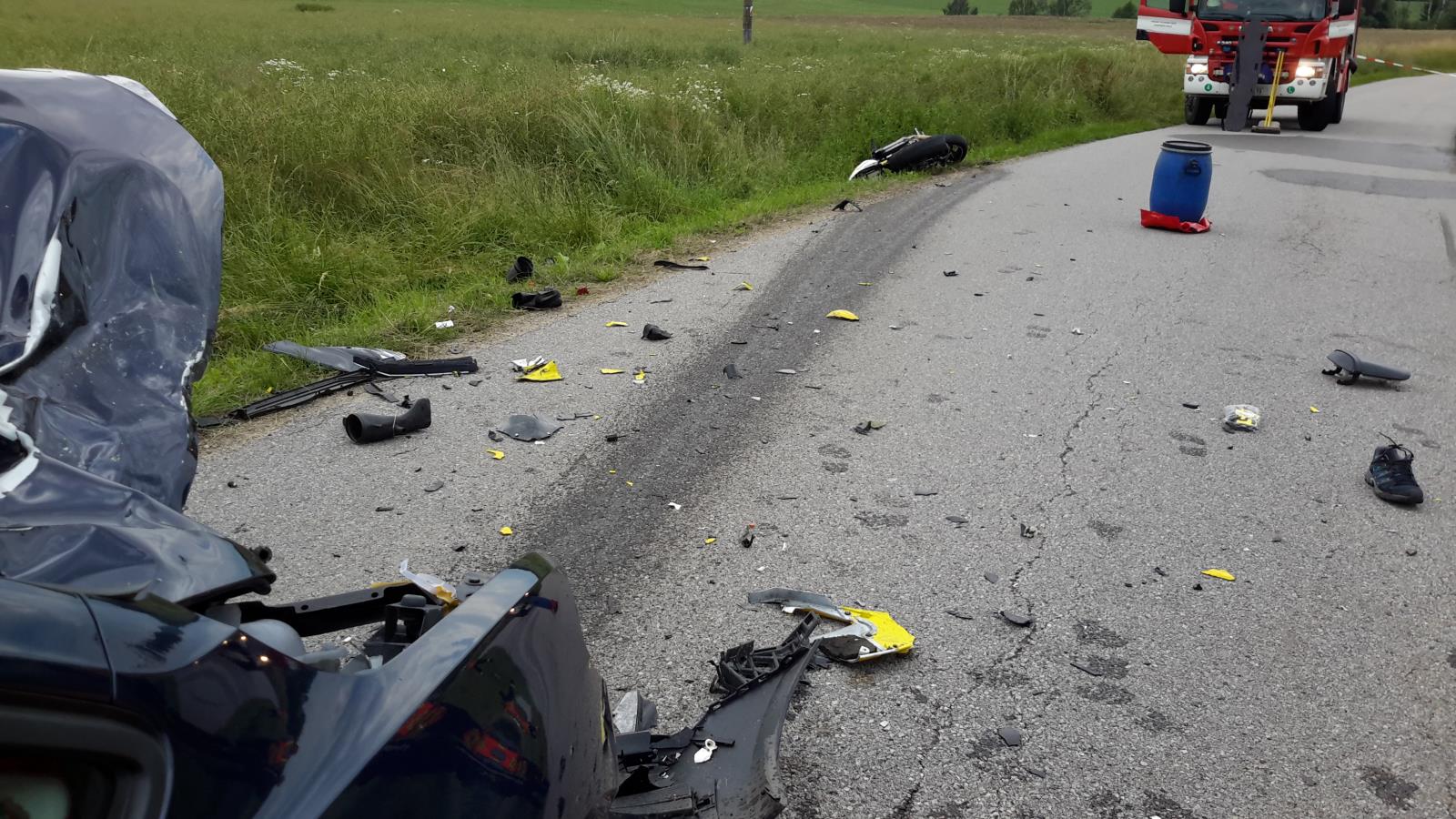 Dopravní nehoda OA a motorka, Besednice - 16. 6. 2018 (3).jpg