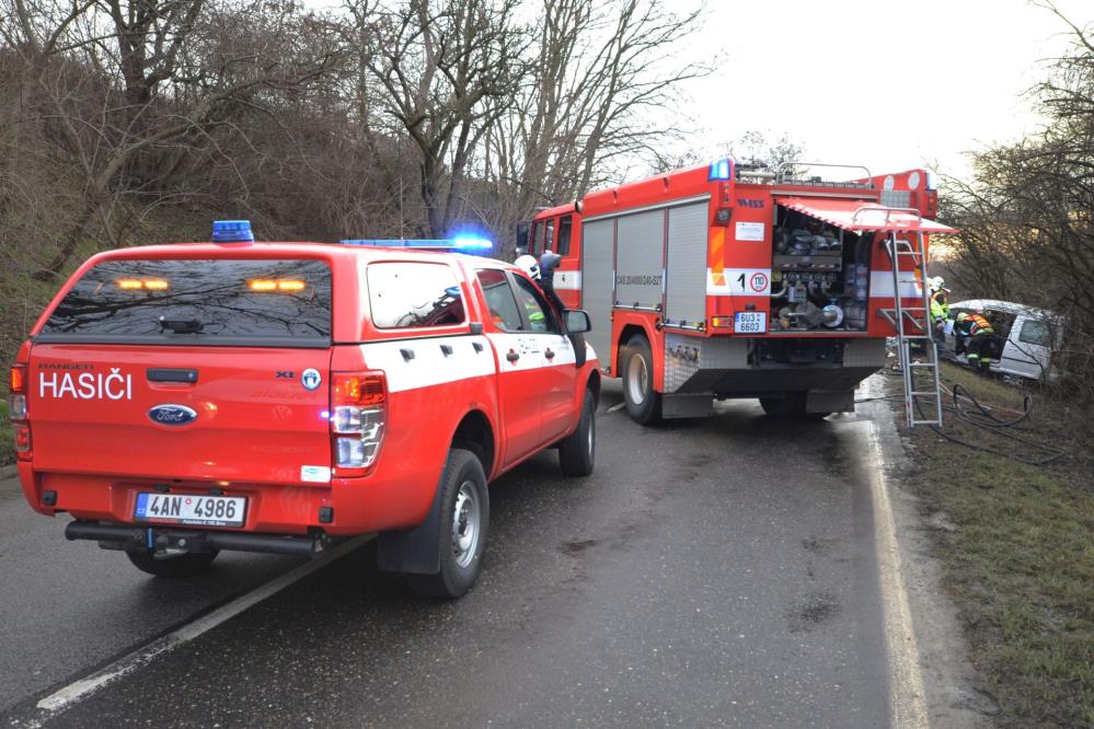 Dopravní nehoda Třeboutice (2).jpg
