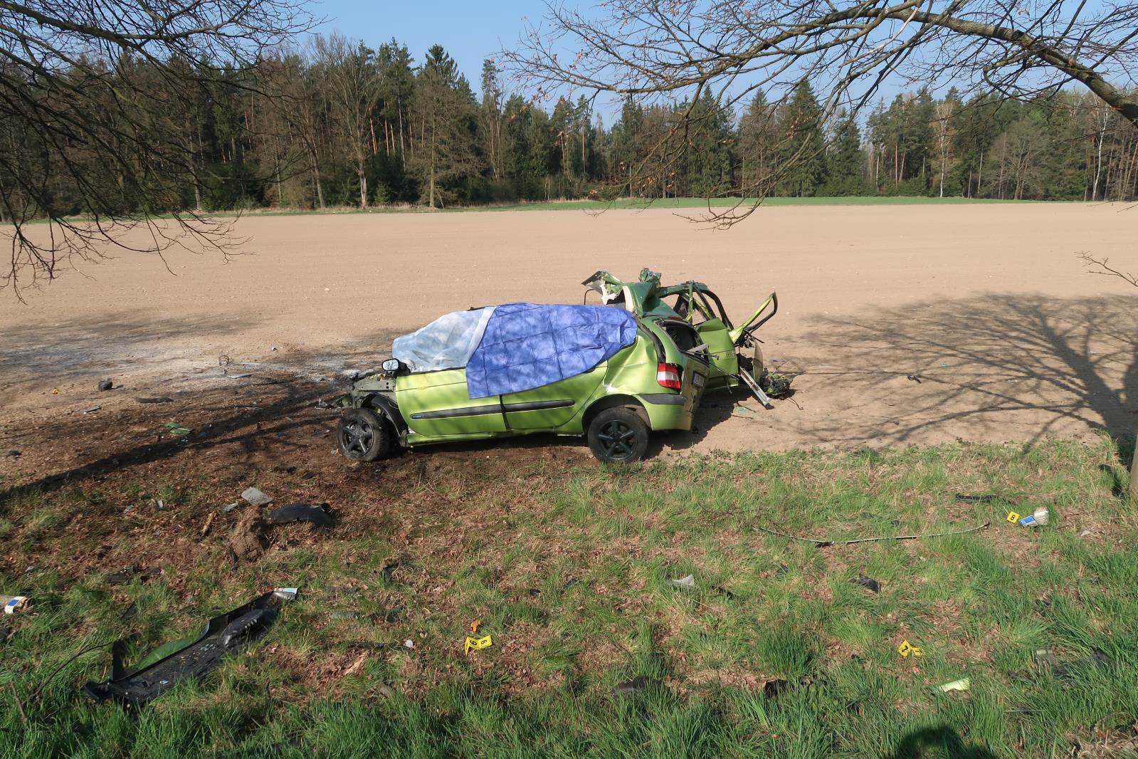 Dopravní nehoda s požárem, Klenovice - 13. 4. 2019 (3).JPG