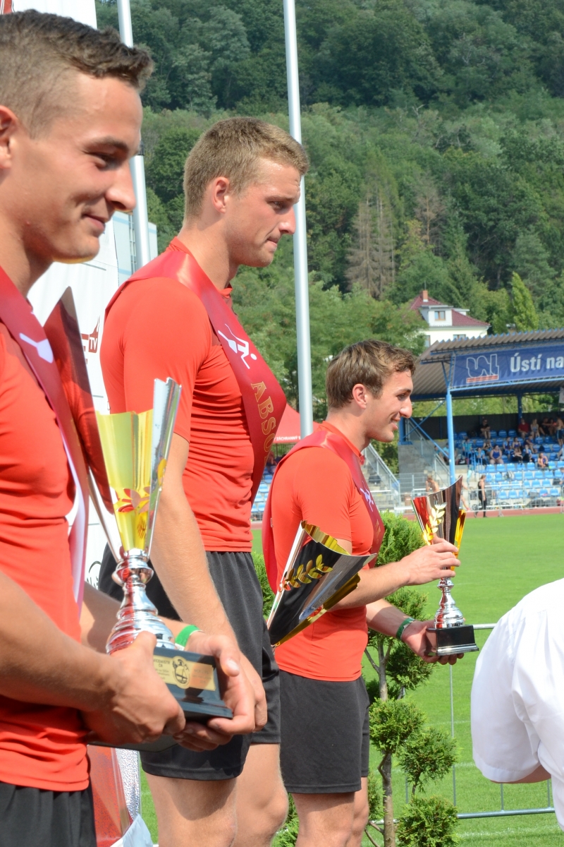 Finále 100 m - Divoš, Lidmila, Zhříval 2.jpg