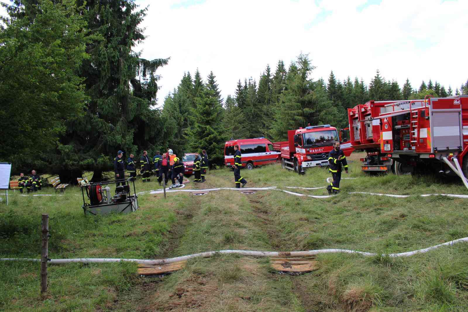 Forest Fire Drill 2017 - 1. den (8).JPG