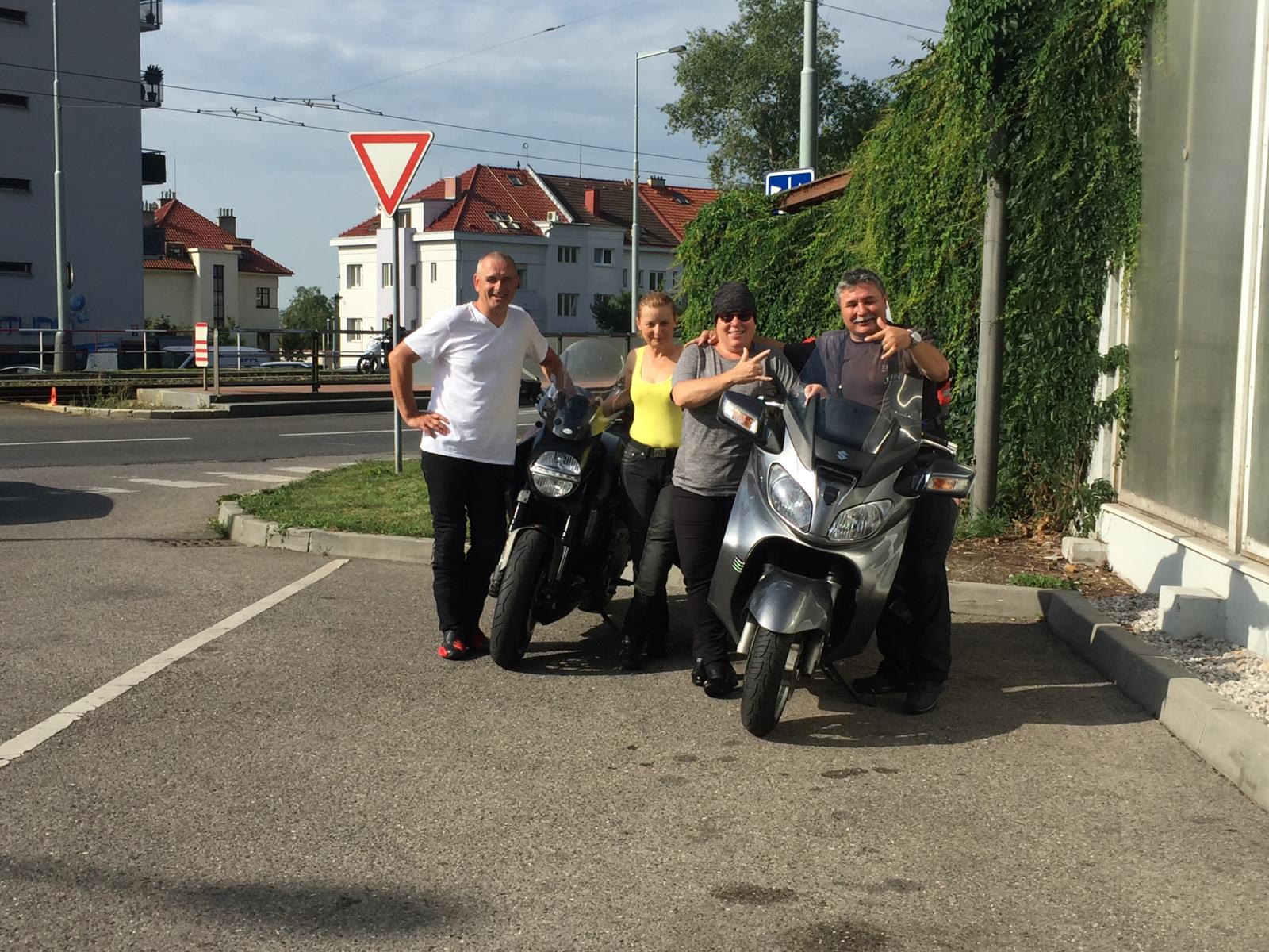 Foto z odjezdu z Prahy.JPG