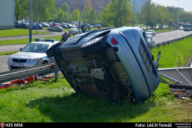 Foto menší/DNvyproštěníOstravaLach 8.JPG