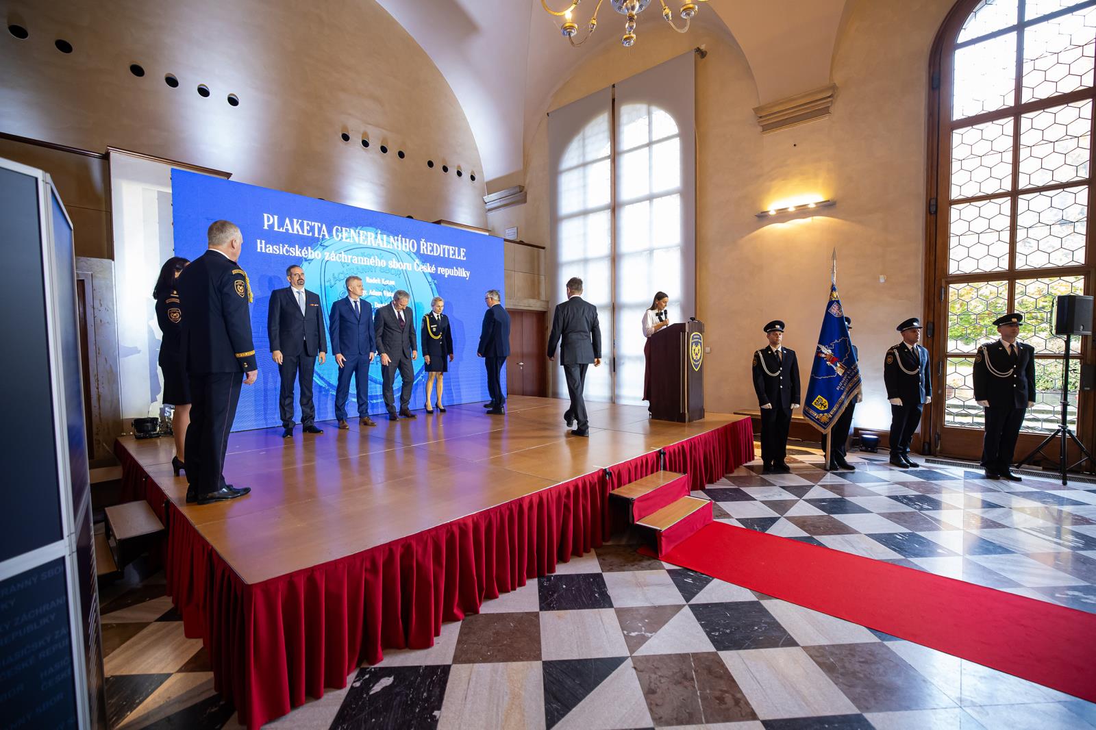 Generální ředitel hasičů předal nejvyšší ocenění Hasičského záchranného sboru České republiky