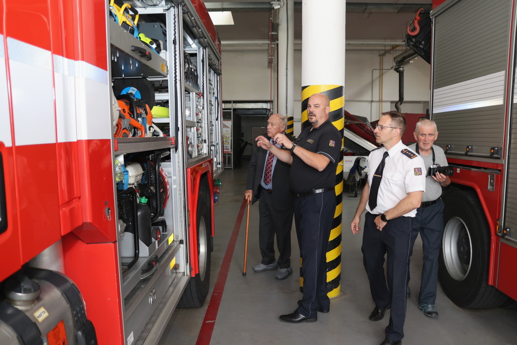 George Patton Waters, mjr. Ing. Michal Pathy, plk. ing. Pavel Musil, Miroslav Tlustý.JPG