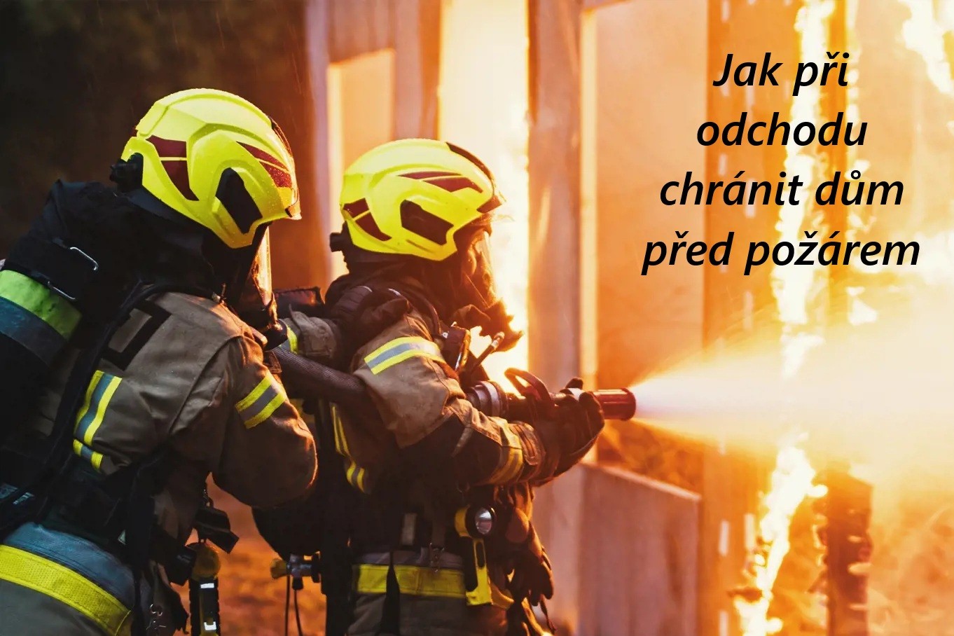 Hasiči hasí dům_I..jpg