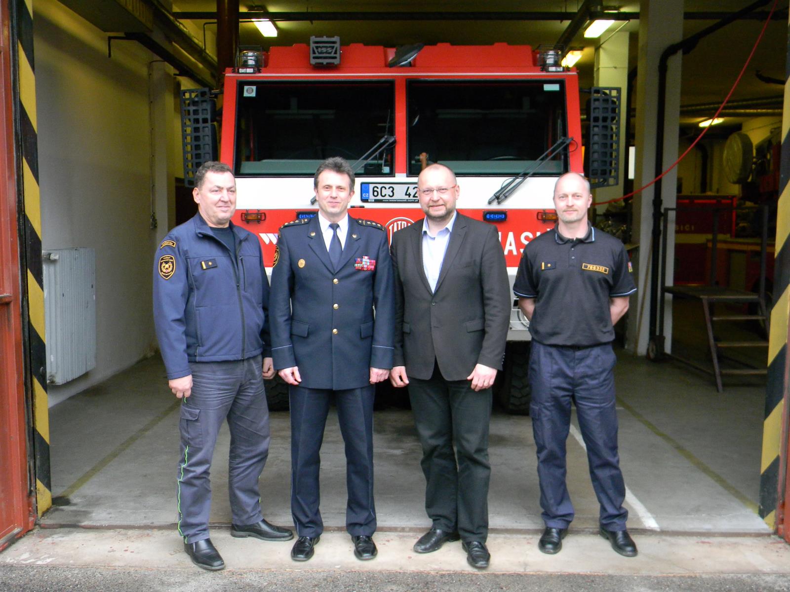 J. Bartošek na stanici v Písku - 12. 3. 2018 (9).JPG