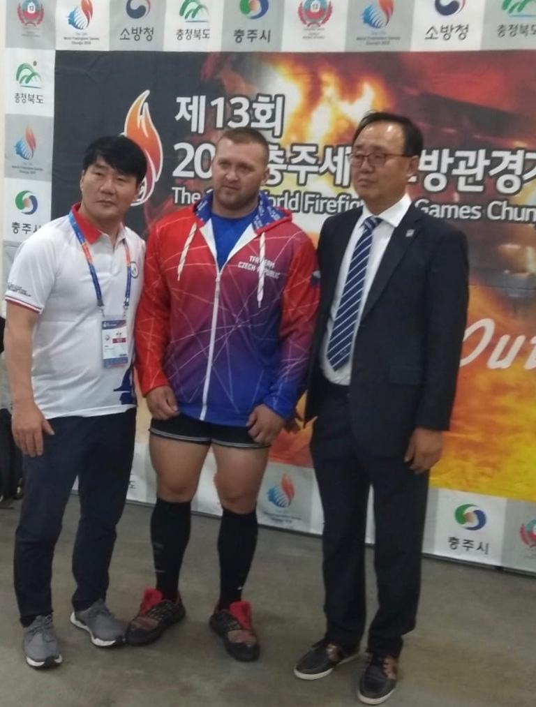 JizniKorea5zlatychHZSMSK (2).jpg