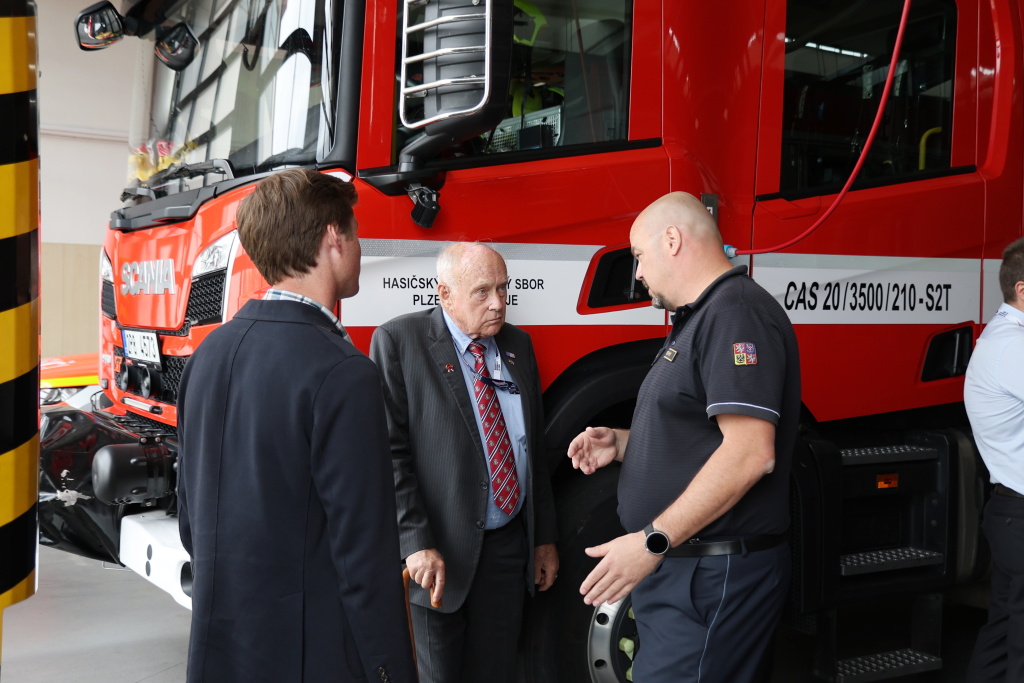 John Galloway, George Patton Waters, mjr. Ing. Michal Pathy.JPG