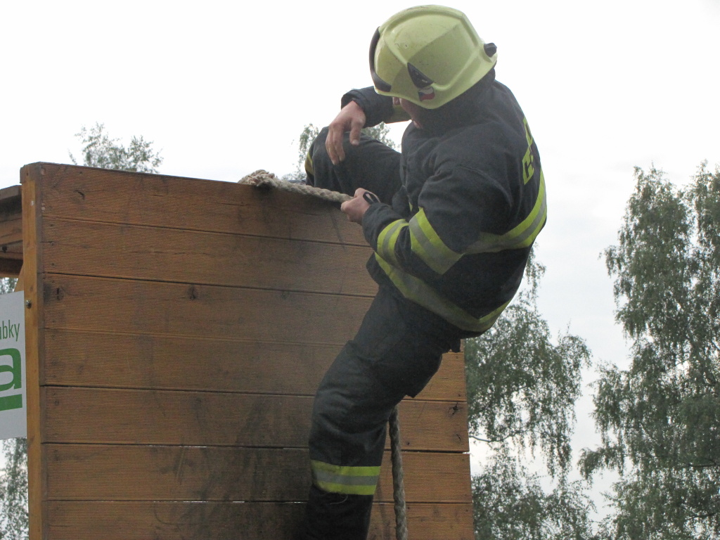 Krajská soutěž HZS KHk a PAk v TFA (7).jpg