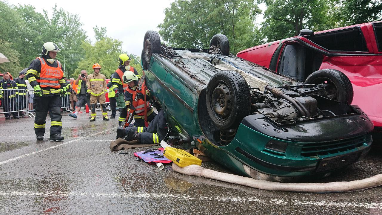 Krajská soutěž ve vyprošťování, Český Krumlov - 17. 5. 2018 (3).JPG