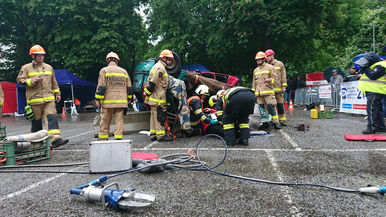 Krajská soutěž ve vyprošťování, Český Krumlov - 17. 5. 2018 (7).JPG