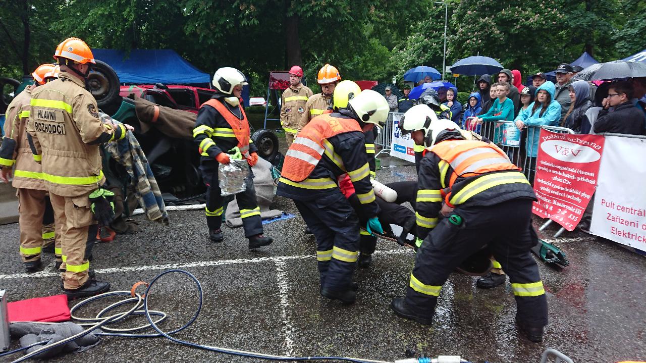 Krajská soutěž ve vyprošťování, Český Krumlov - 17. 5. 2018 (9).JPG