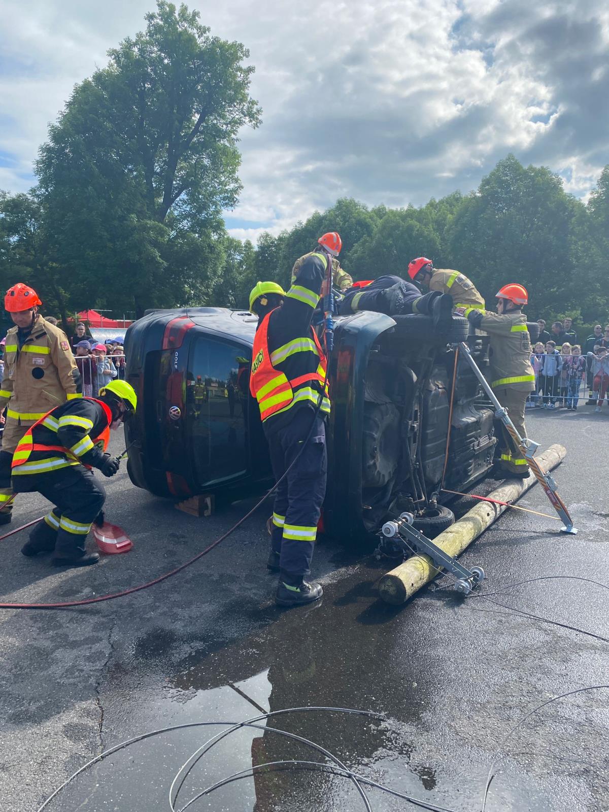 Krajská soutěž ve vyprošťování u dopravních nehod, Strakonice - 23. 5. 2024 (11).jpg