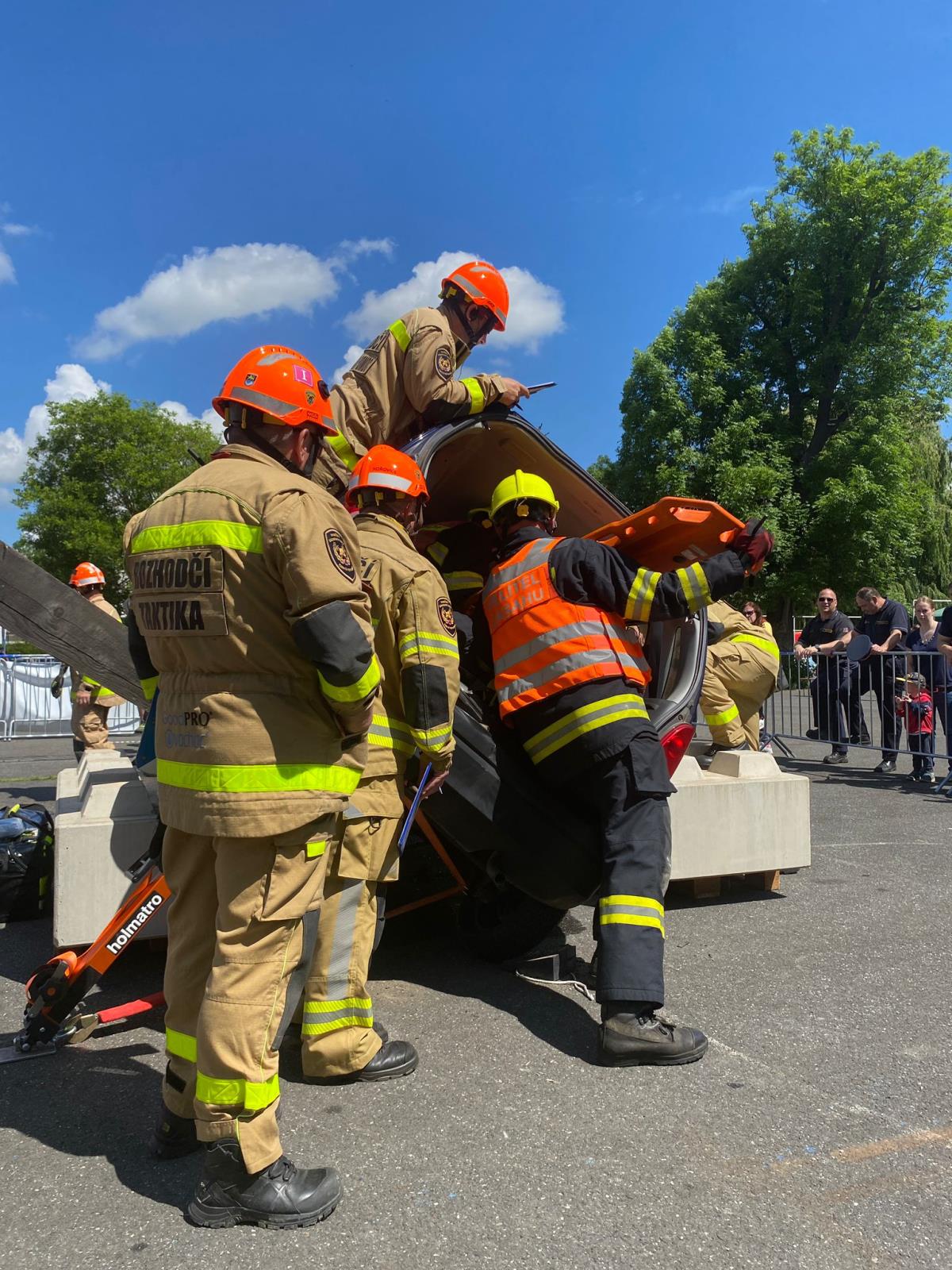 Krajská soutěž ve vyprošťování u dopravních nehod, Strakonice - 23. 5. 2024 (25).jpg