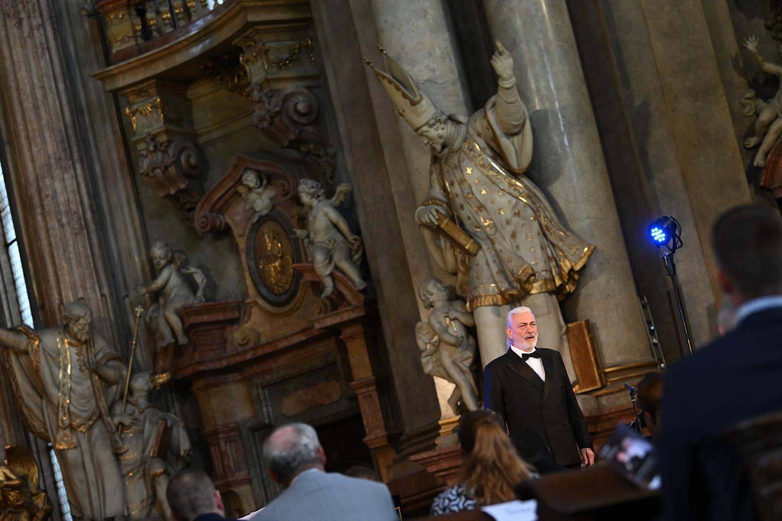 Letní hasičský koncert po roce opět zazněl v chrámu sv. Mikuláše