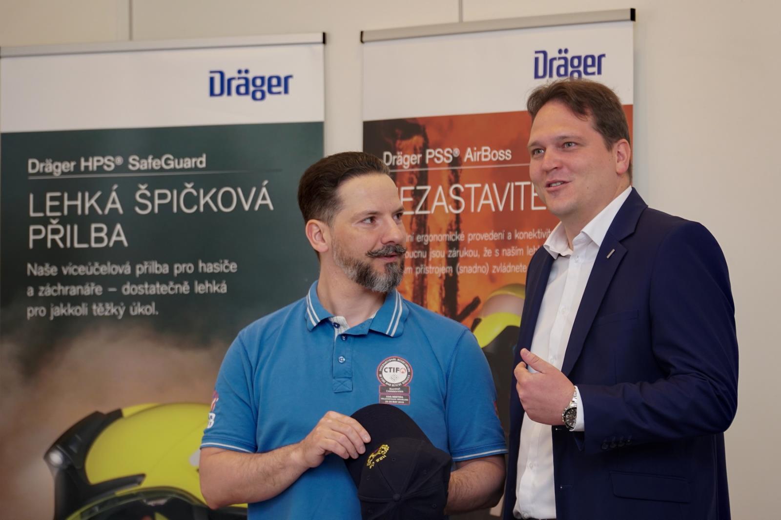 Mezinárodní jednání CTIF HazMat komise_diskuse účastníků.JPG