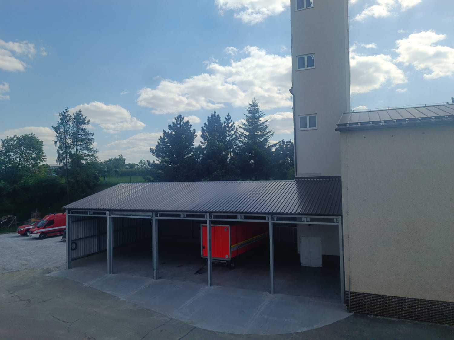 Montovaný přístřešek CHS Třebíč