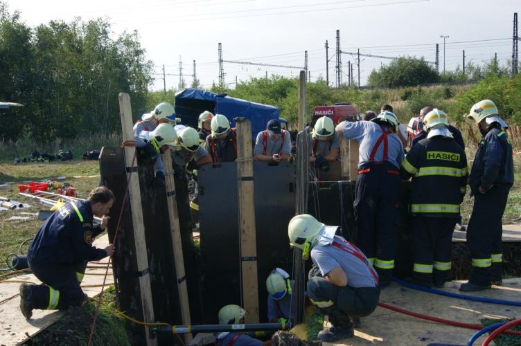 Nacvik zasypaný člověk 10.jpg