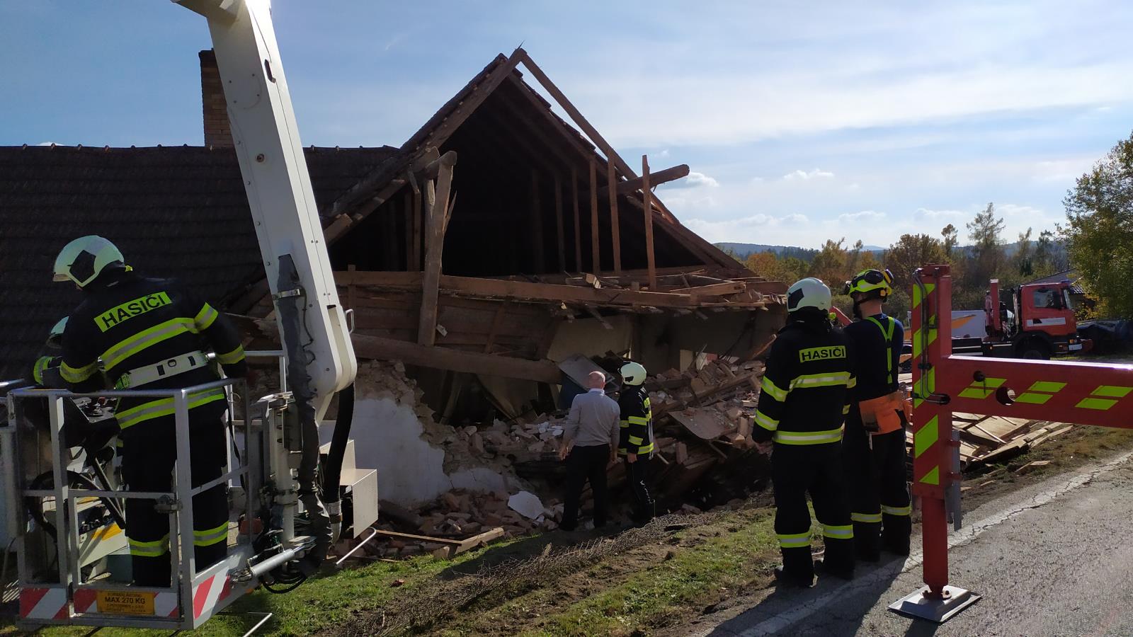Náraz NA do stodoly, Řevňovice - 27. 10. 2021 (autor - JSDHO Borovany) (8).jpg