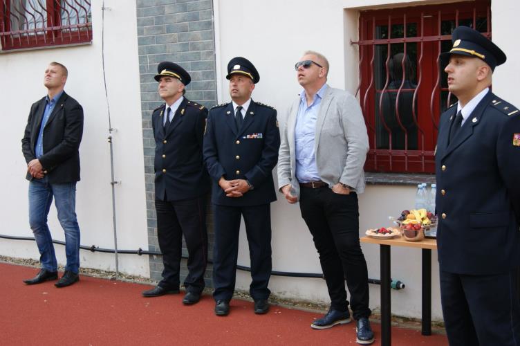 Návštěva ministra vnitra u HZS ÚK (9).JPG