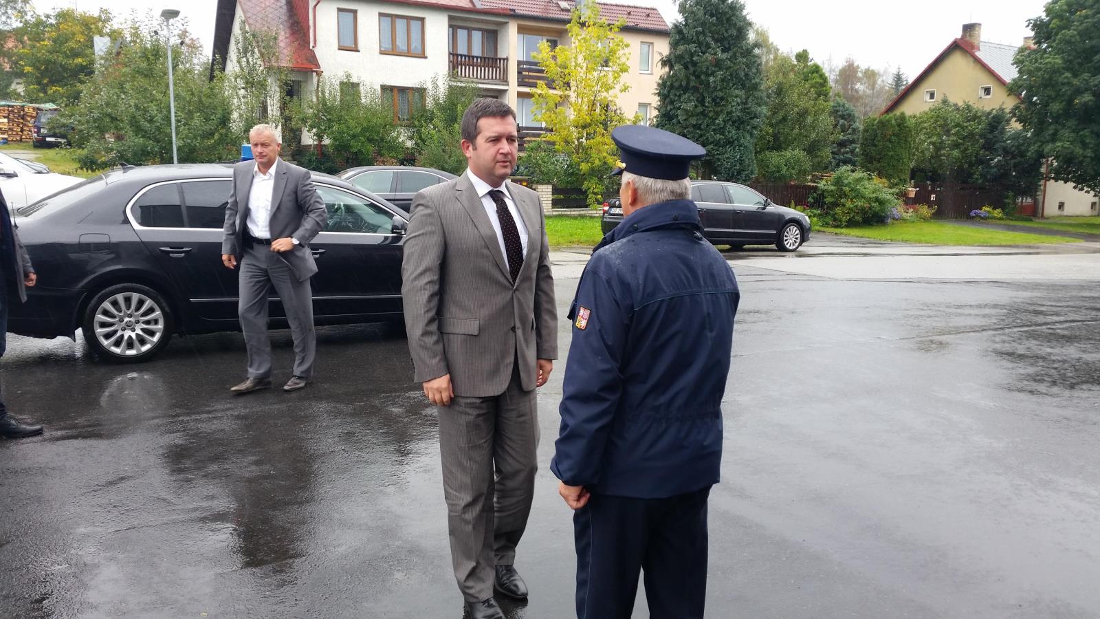 Návštěva předsedy PS Jana Hamáčka, Frymburk - 4. 10. 2016 (7).jpg