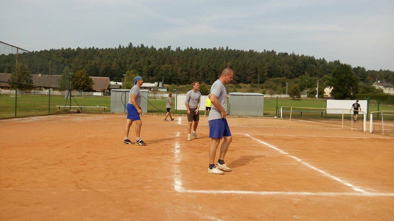 Nohejbal trojic, Semice - 16. 9. 2016 (1).jpg