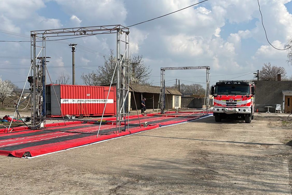 Odřad HZS ČR - epidemie slintavky a kulhavky na Slovensku