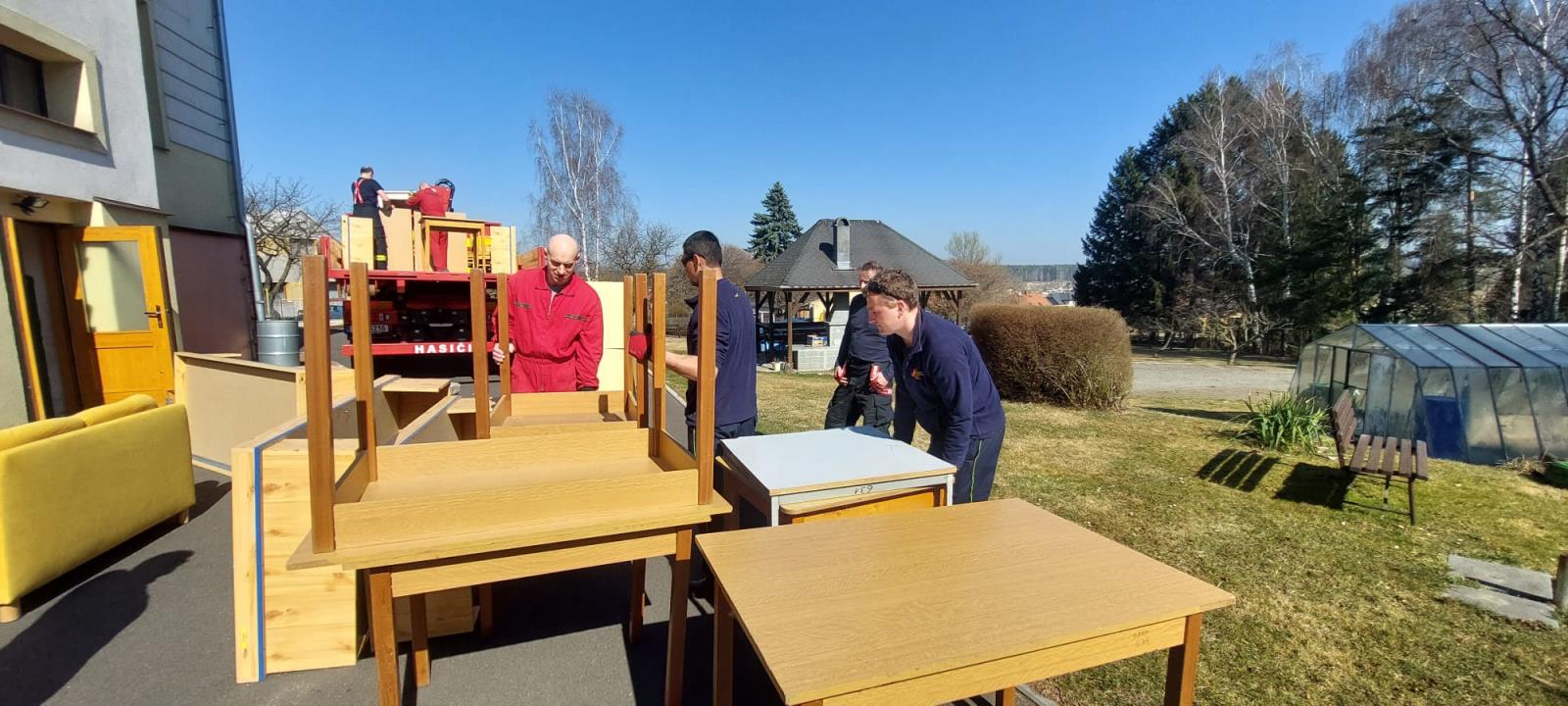 Odvoz nábytku ze Záluží do Budíškovic - 28. 3. 2022 (3).jpg