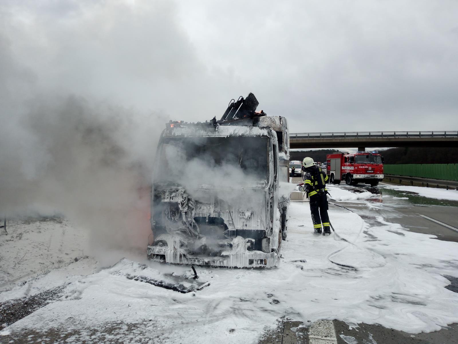 P dálnice d11 (3).jpg