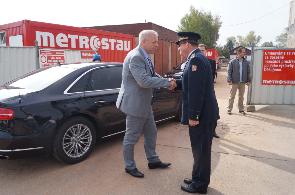 Položení zákl. kamene stanice a střediska ZZS Vrchlabí (1).JPG