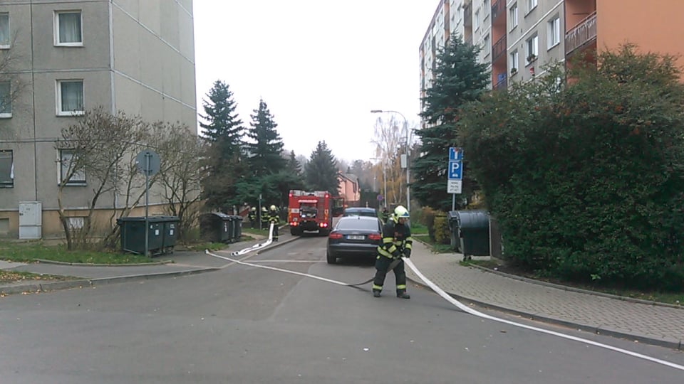 Požár Děčín Májová (2).jpg