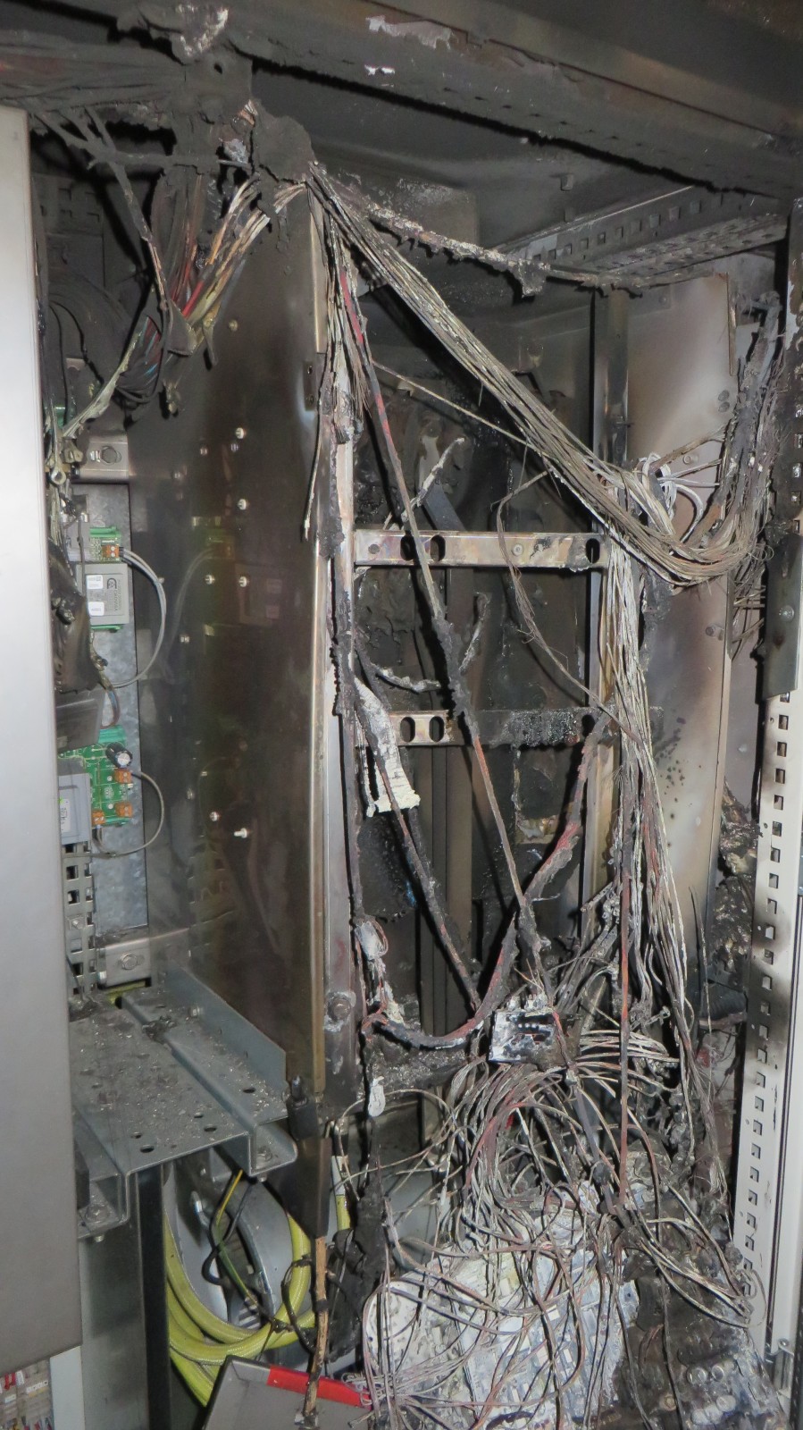 Požár FVE, Čejetice - 8. 3. 2018 (3).jpg