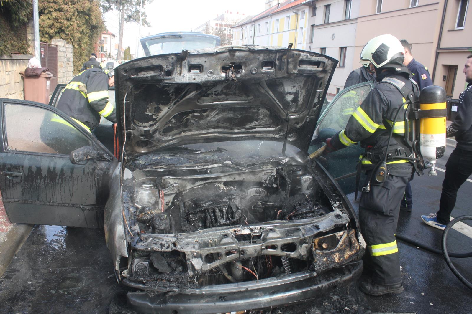 Požár OA, České Budějovice - 21. 2. 2019 (1).JPG