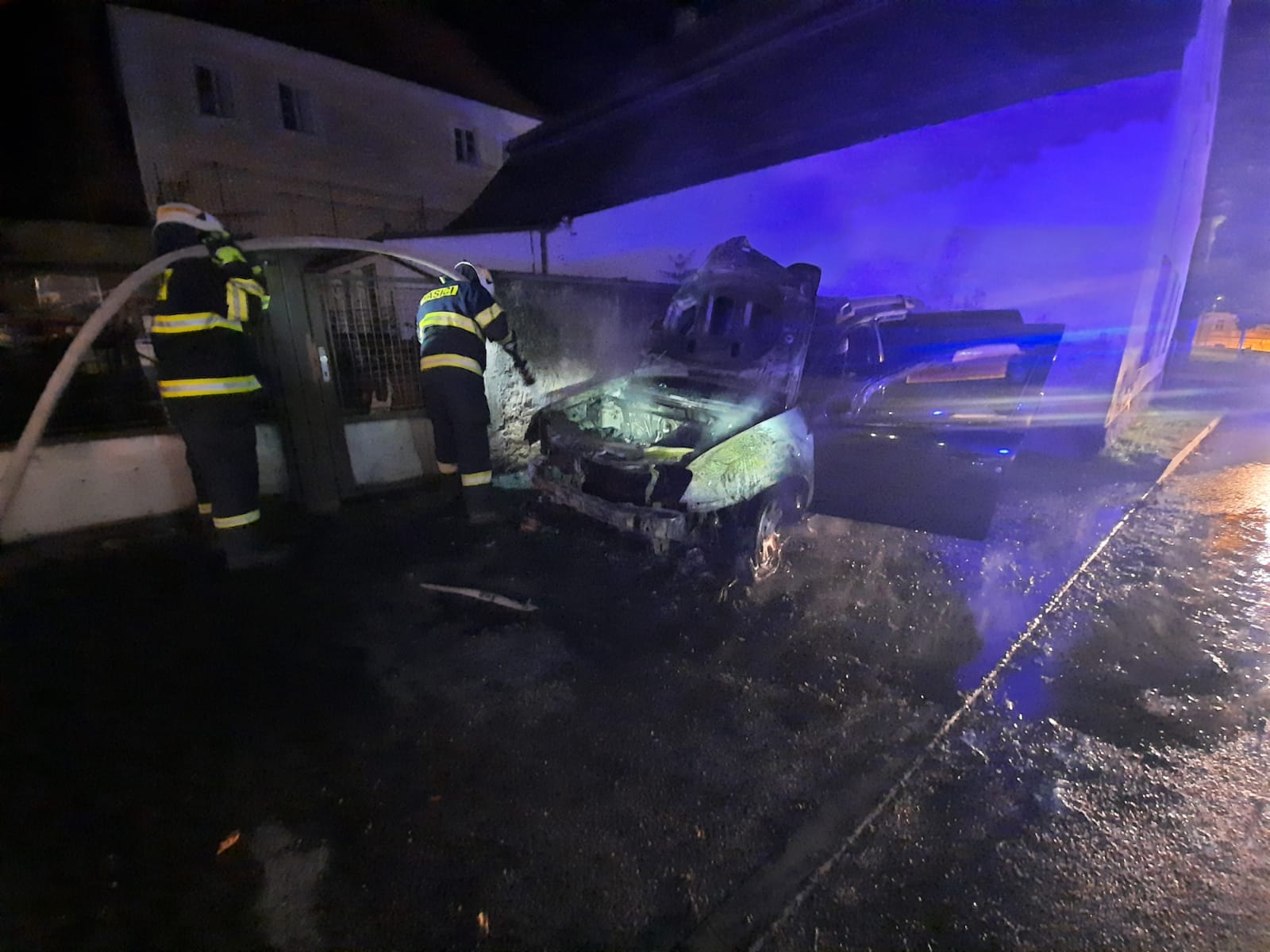 Požár OA, Mladá Vožice - 10. 9. 2020 (5).jpg