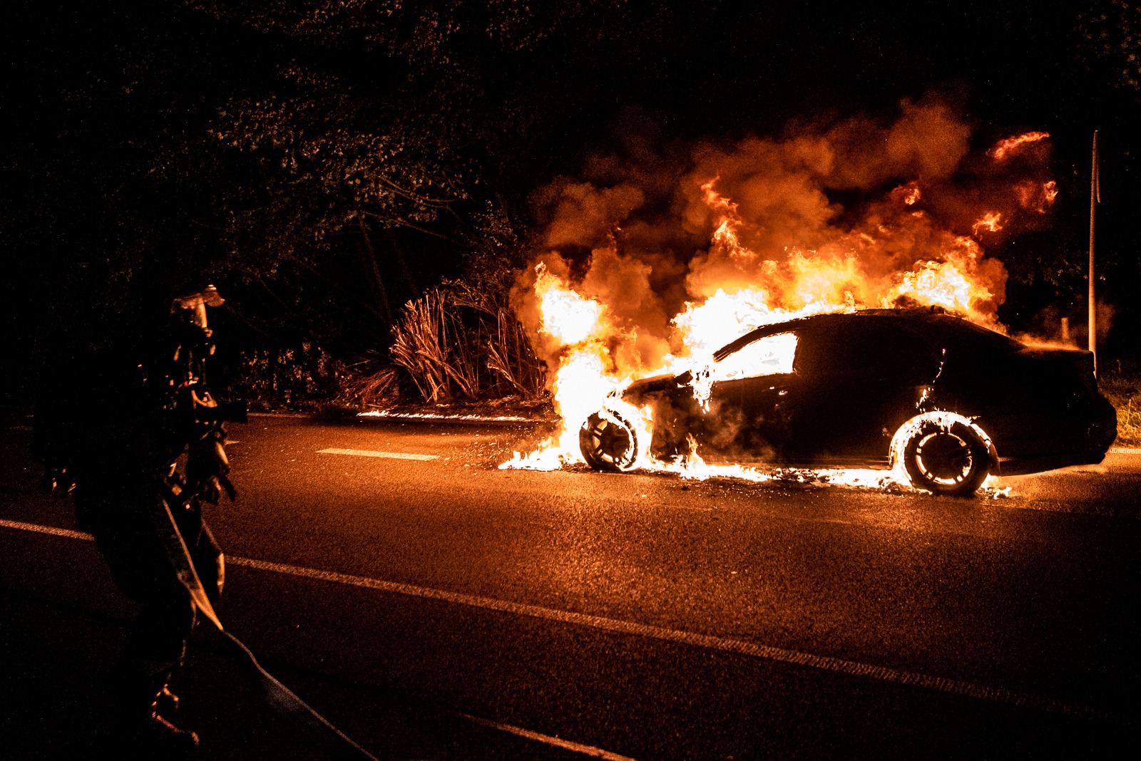 Požár auta Dolní Podluží (2).JPG