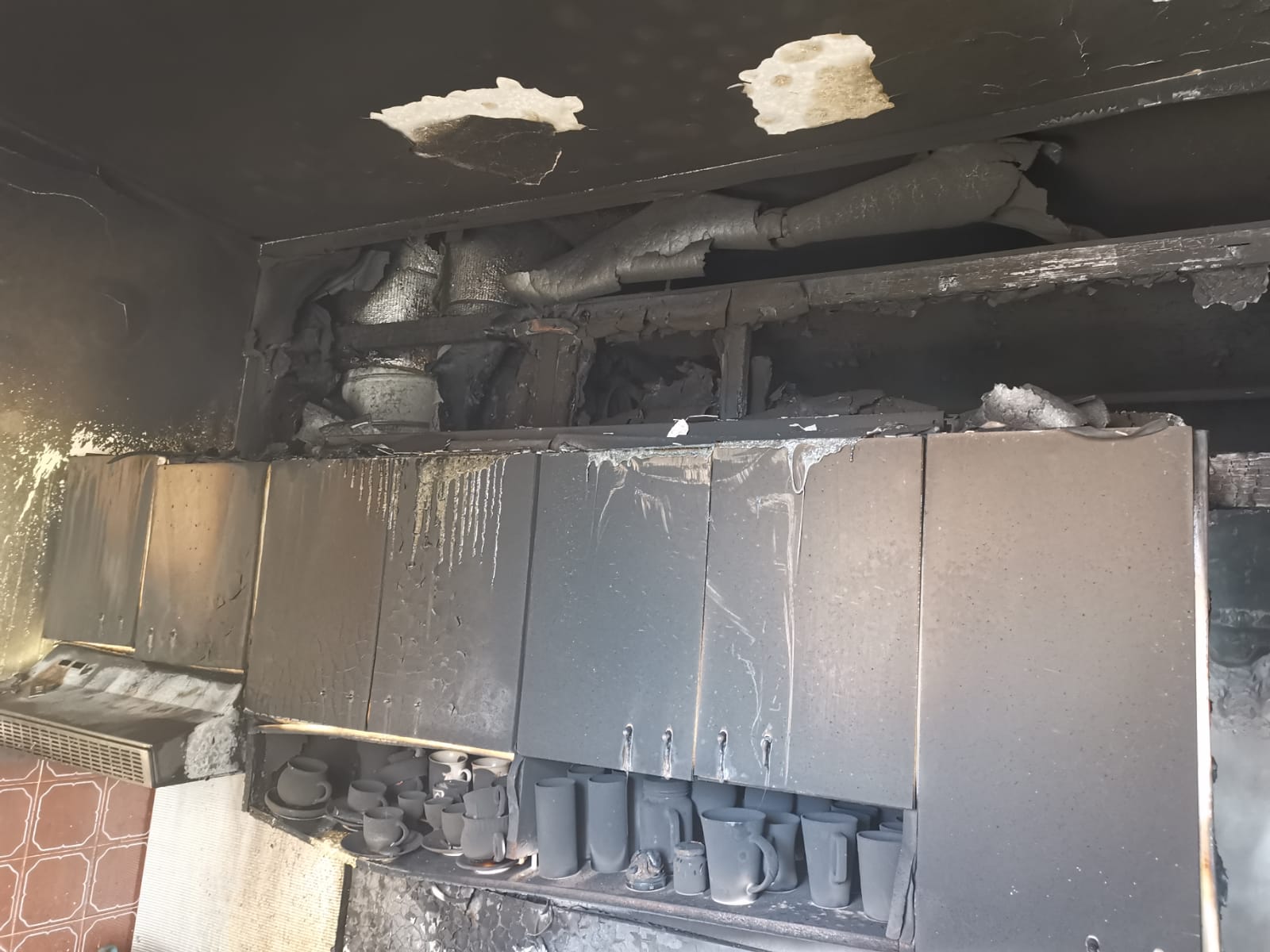 Požár bytu, České Budějovice - 26. 12. 2020 (2).jpg