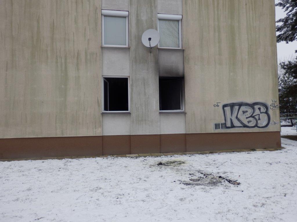 Požár bytu, Jindřichův Hradec - 20. 12. 2016 (1).jpg